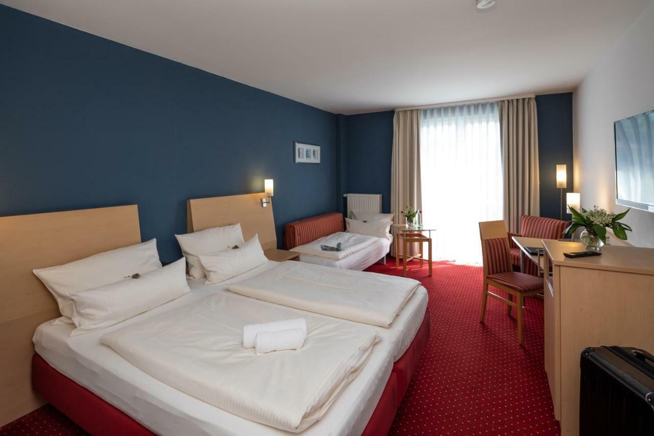 Hotel Mainpromenade ***S Karlstadt Exterior foto