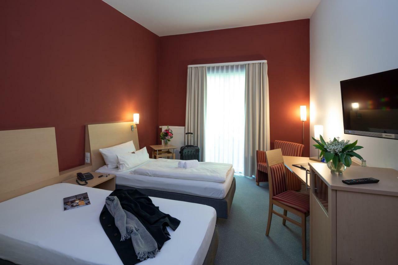 Hotel Mainpromenade ***S Karlstadt Exterior foto